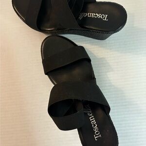 Toscanella Italy Women's 10 Black Strap Stretch Wedge Sandals